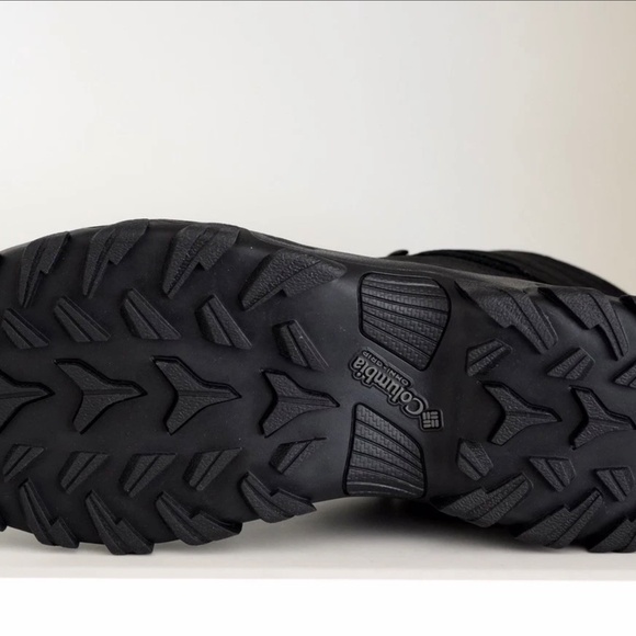 Columbia Mens Newton Ridge Plus II Waterproof Hiking Boots Black US 11 EU 44 - Picture 2 of 5